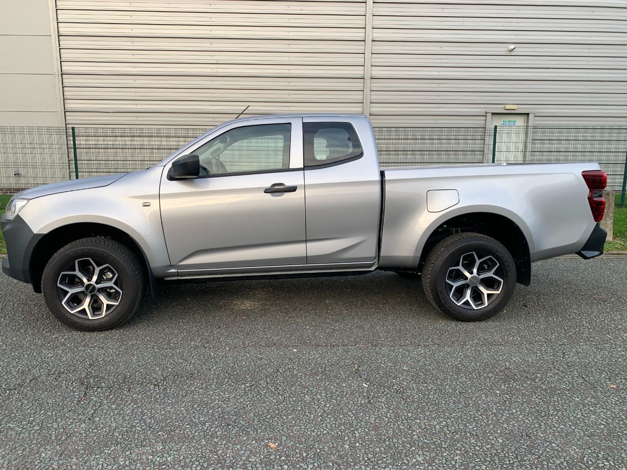 2024 Isuzu D-max